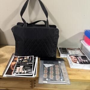 MARY KAY Logo Makeup Bag Tote QUILTED Zipper Black Pink Consultant Organizer NEW